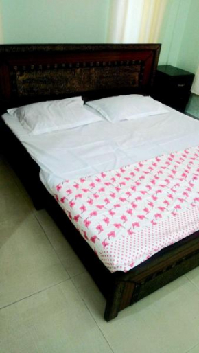 OYO HOME 90724 Bisht Apartment